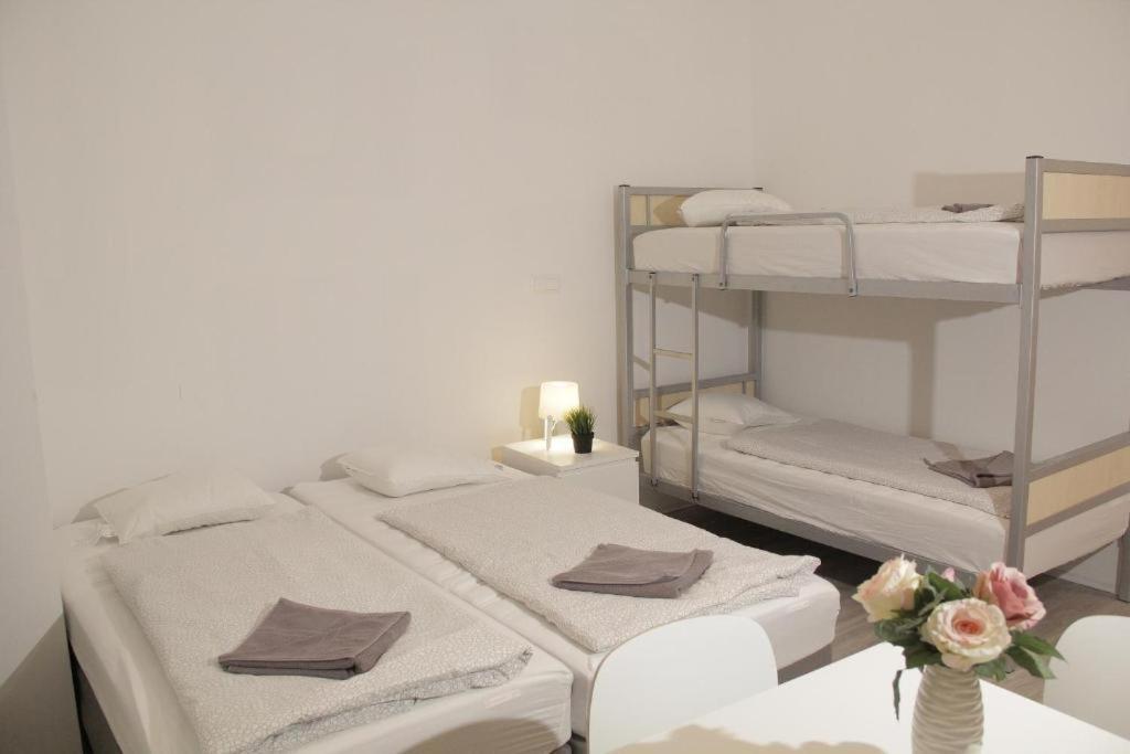 Betariel'Com Hauptbahnhof Appartement Wenen Buitenkant foto